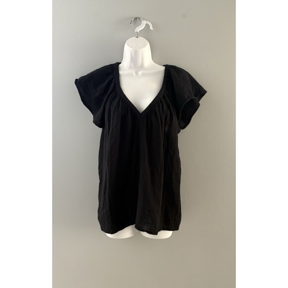 Old Navy Top XL Black Flutter Sleeve Gauze Lightweight Whimsigoth Boho Beach - Picture 1 of 14
